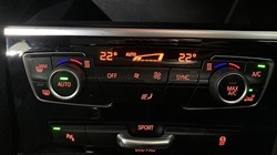 2019 (19) BMW 2 SERIES 220i Luxury 5dr DCT 5011557