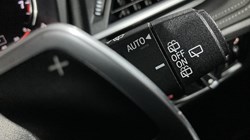 2019 (19) BMW 2 SERIES 220i Luxury 5dr DCT 5011550