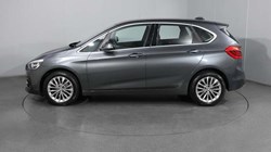 2019 (19) BMW 2 SERIES 220i Luxury 5dr DCT 5011574
