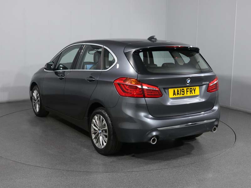 2019 (19) BMW 2 SERIES 220i Luxury 5dr DCT