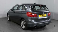2019 (19) BMW 2 SERIES 220i Luxury 5dr DCT 5011528