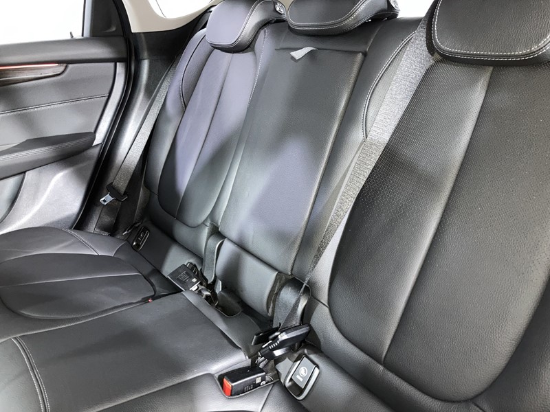 2019 (19) BMW 2 SERIES 220i Luxury 5dr DCT 5011538