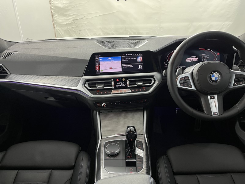 2020 (20) BMW 3 SERIES 320i xDrive M Sport 4dr Step Auto 5085442