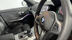 2020 (20) BMW 3 SERIES 320i xDrive M Sport 4dr Step Auto 5085460