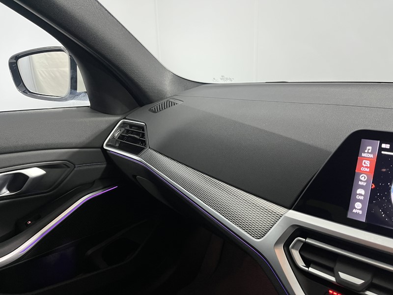 2020 (20) BMW 3 SERIES 320i xDrive M Sport 4dr Step Auto 5085465