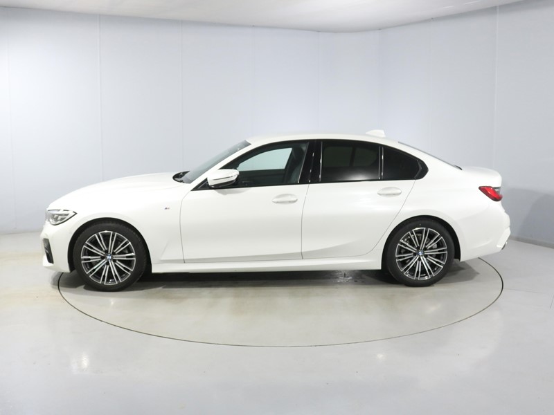 2020 (20) BMW 3 SERIES 320i xDrive M Sport 4dr Step Auto 5085487