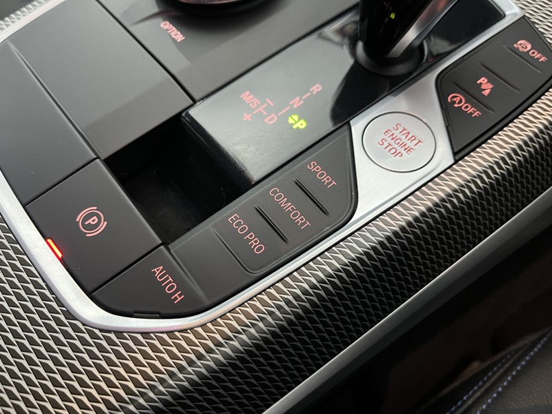 2020 (20) BMW 3 SERIES 320i xDrive M Sport 4dr Step Auto 5085471