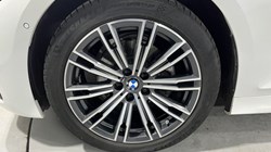2020 (20) BMW 3 SERIES 320i xDrive M Sport 4dr Step Auto 5085452