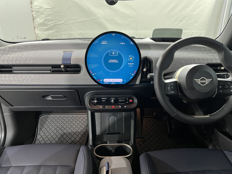 2024 (24) MINI COOPER 1.5 C Exclusive 3dr Auto 5008051