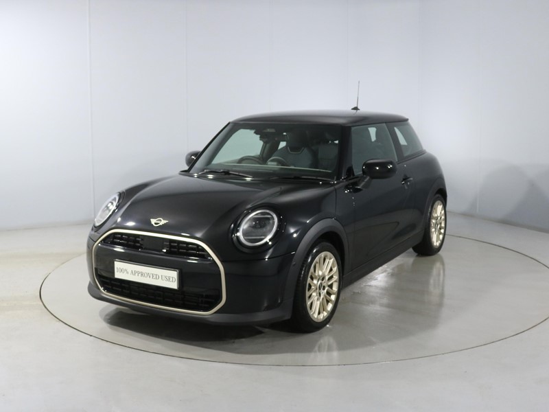 2024 (24) MINI COOPER 1.5 C Exclusive 3dr Auto 5008087