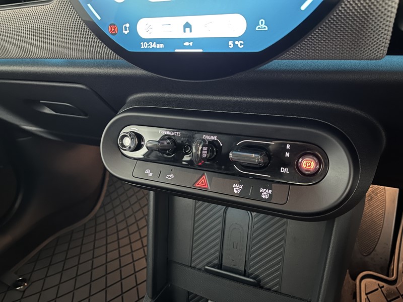 2024 (24) MINI COOPER 1.5 C Exclusive 3dr Auto 5008057