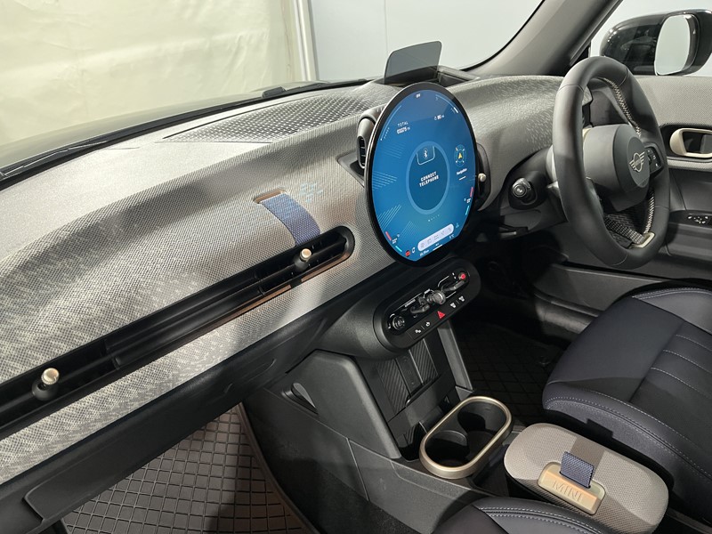 2024 (24) MINI COOPER 1.5 C Exclusive 3dr Auto 5008054