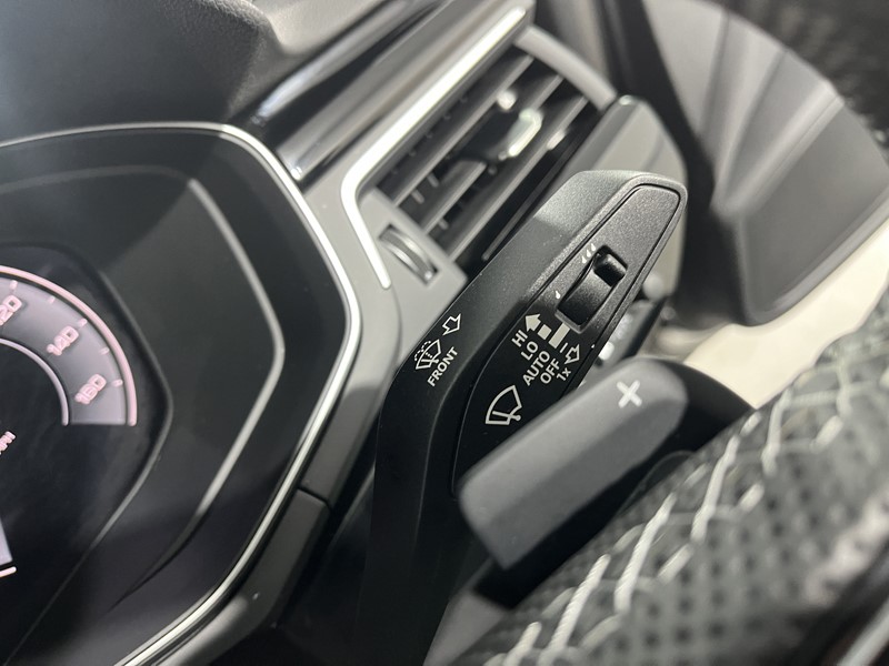 2023 (73) AUDI A4 35 TFSI Black Edition 4dr S Tronic 5012837