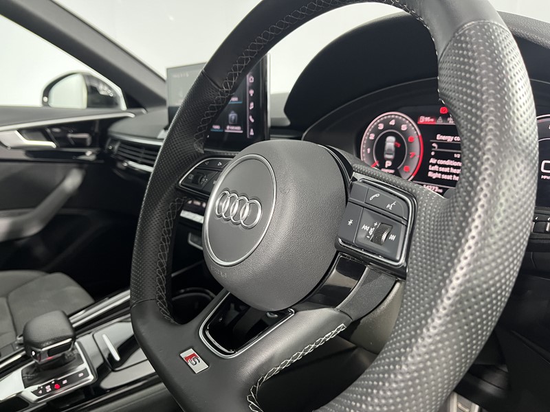 2023 (73) AUDI A4 35 TFSI Black Edition 4dr S Tronic 5012834