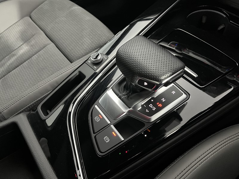 2023 (73) AUDI A4 35 TFSI Black Edition 4dr S Tronic 5012822