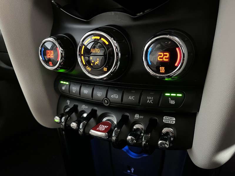 2020 (70) MINI HATCHBACK 1.5 Cooper Exclusive II 5dr Auto 5032343