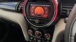 2020 (70) MINI HATCHBACK 1.5 Cooper Exclusive II 5dr Auto 5032321