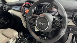 2020 (70) MINI HATCHBACK 1.5 Cooper Exclusive II 5dr Auto 5320511
