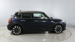 2020 (70) MINI HATCHBACK 1.5 Cooper Exclusive II 5dr Auto 5032316