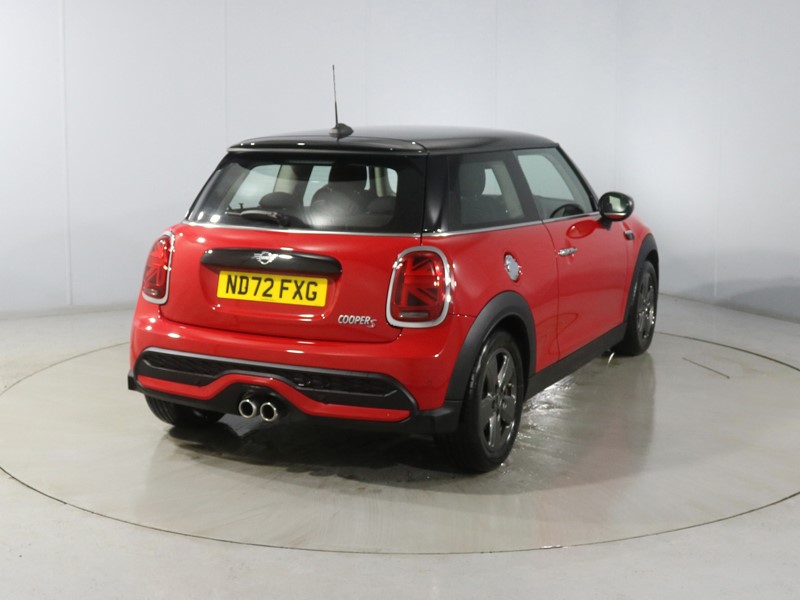 2022 (72) MINI HATCHBACK 2.0 Cooper S Classic 3dr Auto 5032238