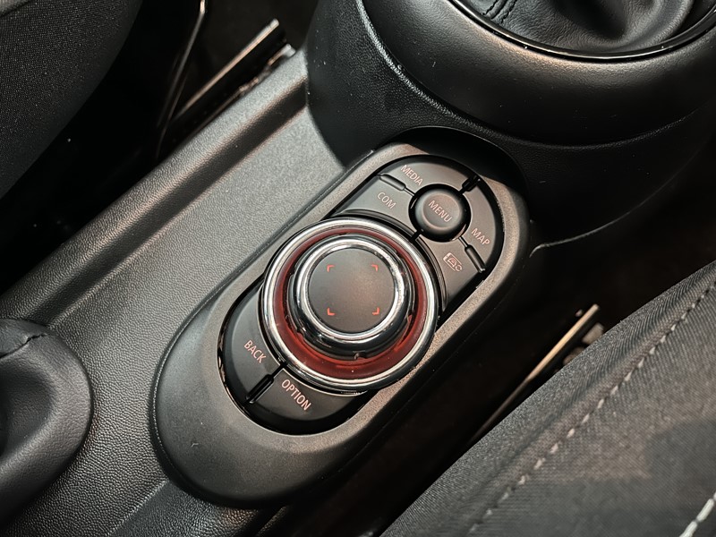 2022 (72) MINI HATCHBACK 2.0 Cooper S Classic 3dr Auto 5032228