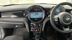 2022 (72) MINI HATCHBACK 2.0 Cooper S Classic 3dr Auto 5032201