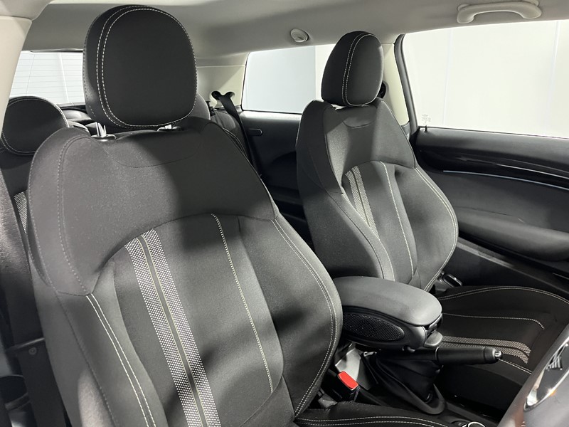 2022 (72) MINI HATCHBACK 2.0 Cooper S Classic 3dr Auto 5032208