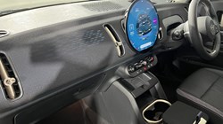 2024 (74) MINI COUNTRYMAN 1.5 C Classic 5dr Auto 5018619