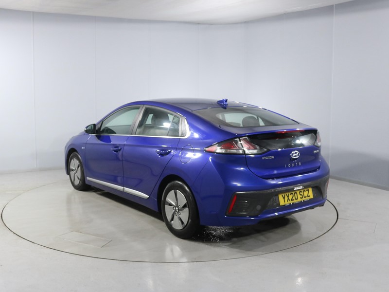 2020 (20) HYUNDAI IONIQ 1.6 GDi Hybrid Premium 5dr DCT