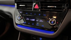 2020 (20) HYUNDAI IONIQ 1.6 GDi Hybrid Premium 5dr DCT 5032988