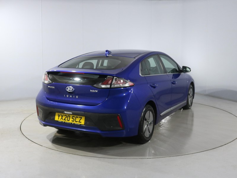 2020 (20) HYUNDAI IONIQ 1.6 GDi Hybrid Premium 5dr DCT 5033003