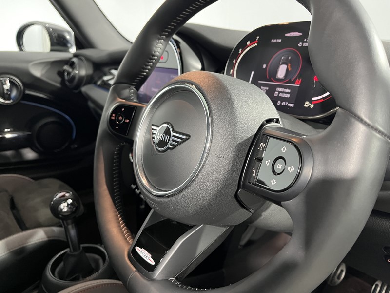 2022 (22) MINI HATCHBACK 2.0 John Cooper Works 3dr 5032068