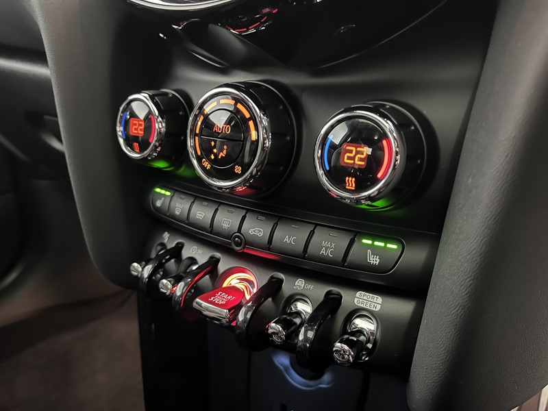 2022 (22) MINI HATCHBACK 2.0 John Cooper Works 3dr 5032077