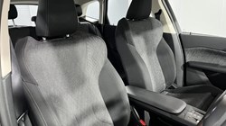 2023 (72) BMW 2 SERIES 220i MHT Sport 5dr DCT 5042804