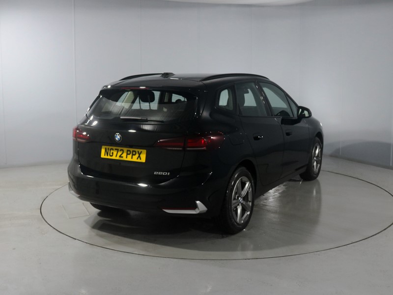 2023 (72) BMW 2 SERIES 220i MHT Sport 5dr DCT 5042835