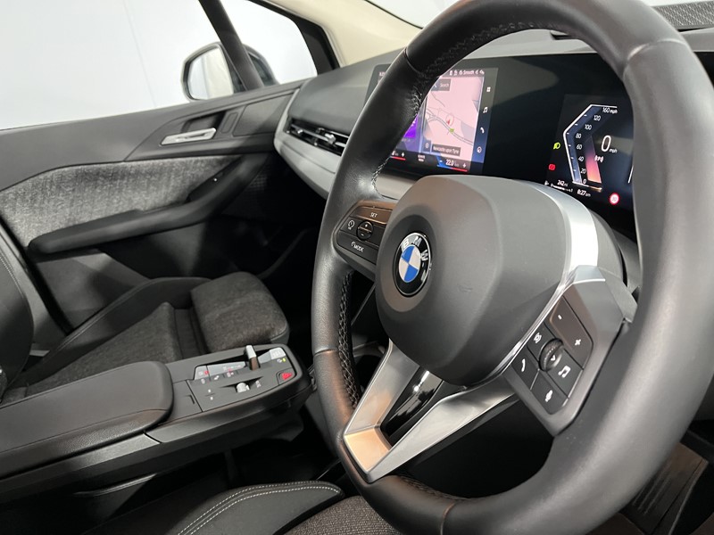 2023 (72) BMW 2 SERIES 220i MHT Sport 5dr DCT 5042813