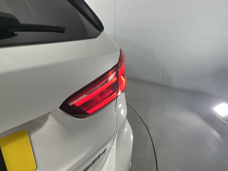 2019 (19) BMW X1 xDrive 20d xLine 5dr Step Auto 5042789