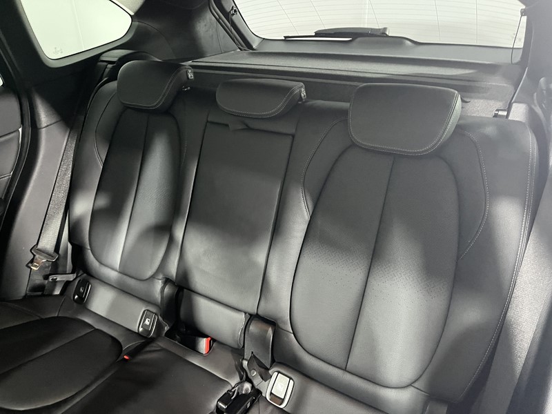 2019 (19) BMW X1 xDrive 20d xLine 5dr Step Auto 5042759