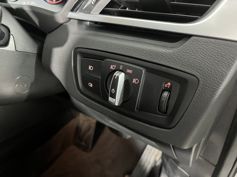 2019 (19) BMW X1 xDrive 20d xLine 5dr Step Auto 5042769