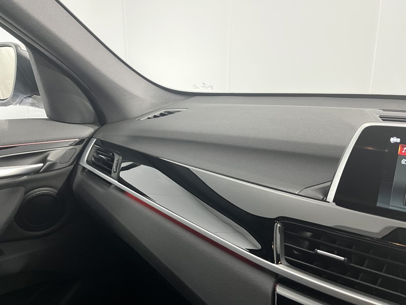 2019 (19) BMW X1 xDrive 20d xLine 5dr Step Auto 5042773