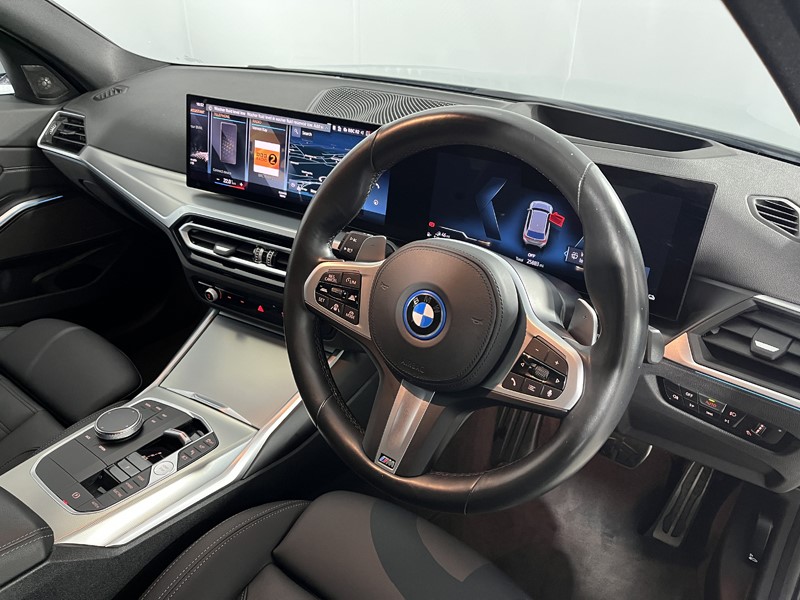 2024 (24) BMW 3 SERIES 330e M Sport 5dr Step Auto 5078269