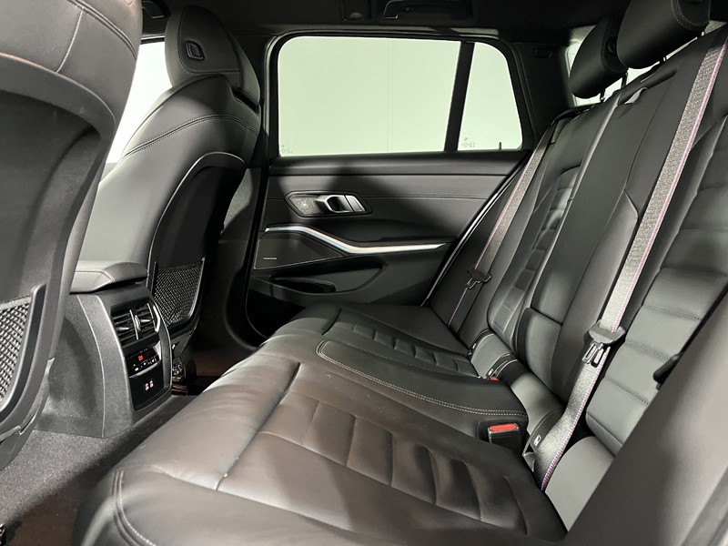 2024 (24) BMW 3 SERIES 330e M Sport 5dr Step Auto 5078302