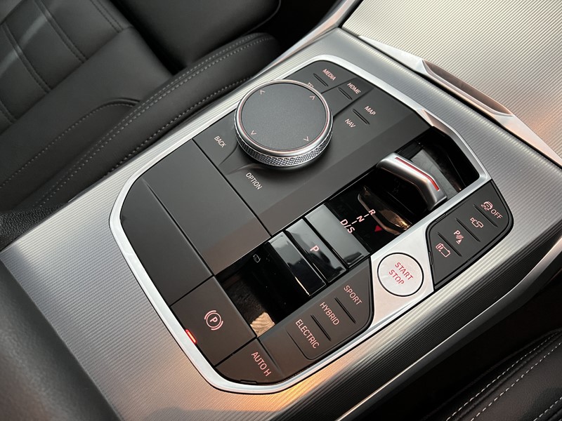 2024 (24) BMW 3 SERIES 330e M Sport 5dr Step Auto 5078273