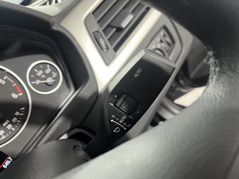 2018 (68) BMW 3 SERIES 320d xDrive SE 4dr Step Auto 5010706