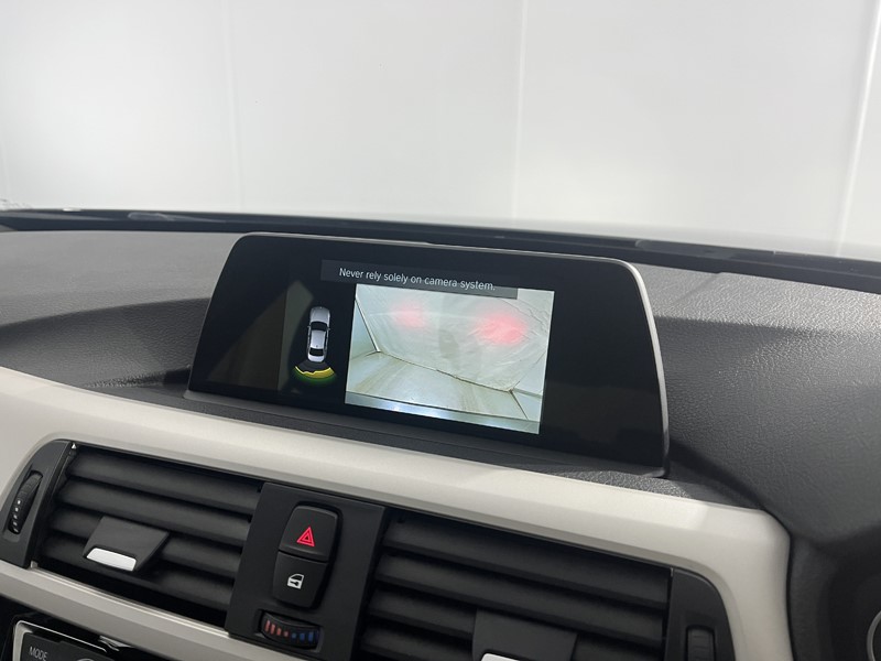 2018 (68) BMW 3 SERIES 320d xDrive SE 4dr Step Auto 5010699