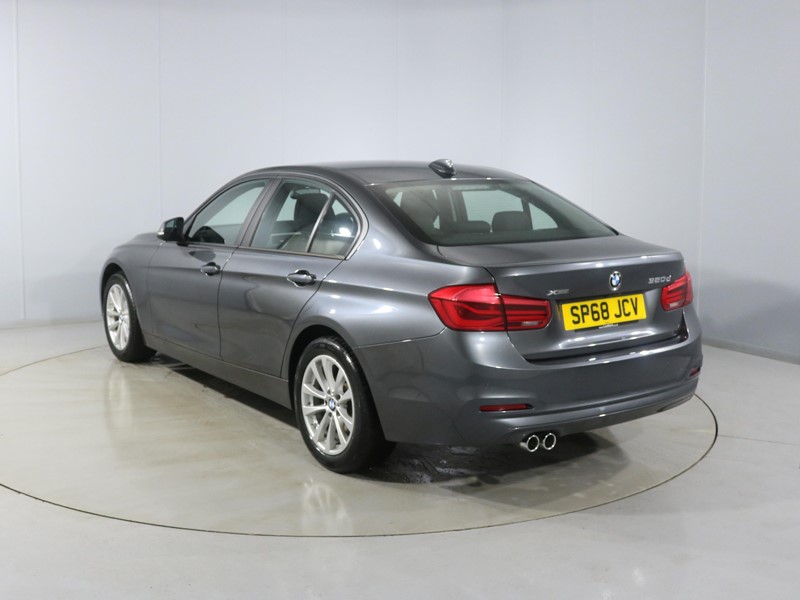 2018 (68) BMW 3 SERIES 320d xDrive SE 4dr Step Auto