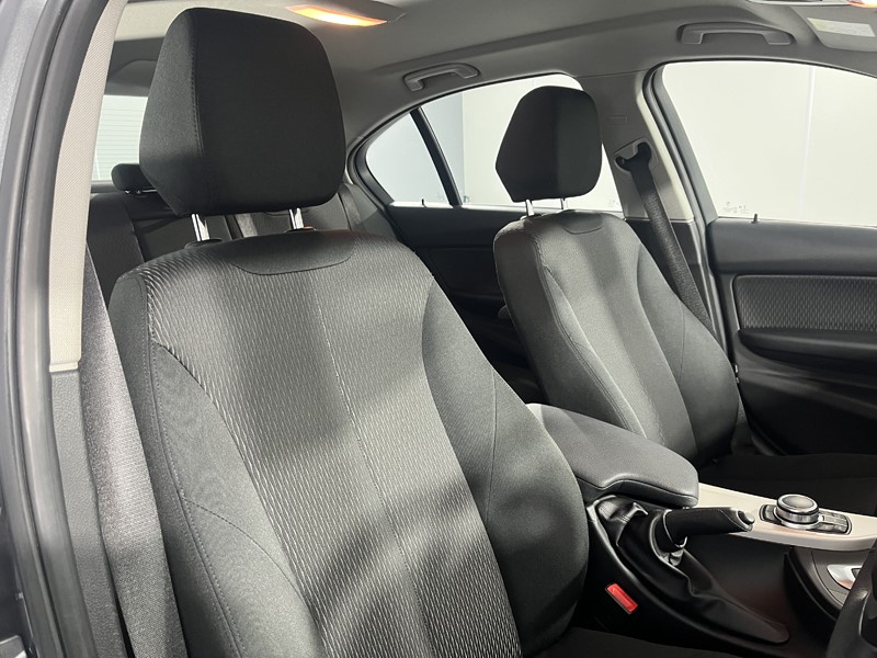 2018 (68) BMW 3 SERIES 320d xDrive SE 4dr Step Auto 5010692