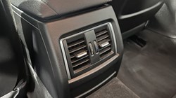 2018 (68) BMW 3 SERIES 320d xDrive SE 4dr Step Auto 5010720