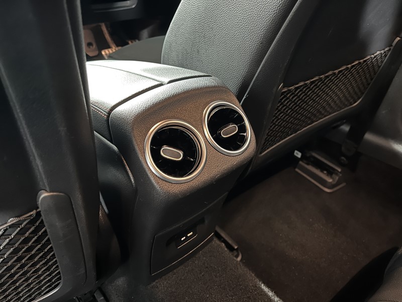 2021 (21) MERCEDES-BENZ A CLASS A180d AMG Line 5dr Auto 5043122