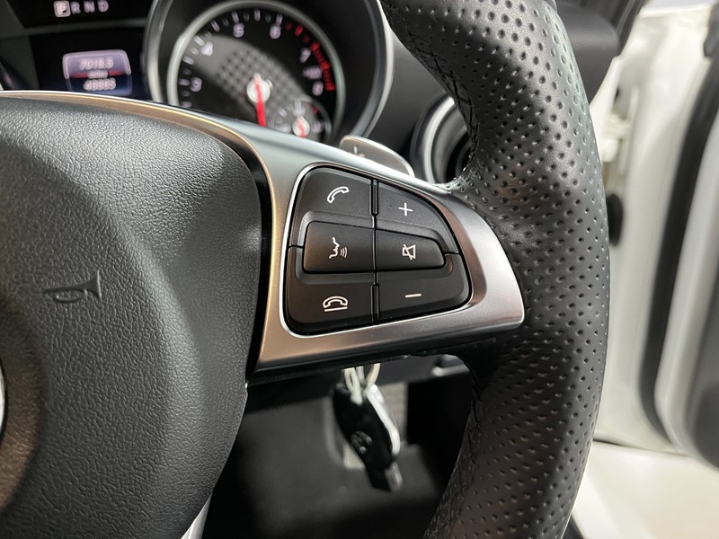 2017 (67) MERCEDES-BENZ SLC 180 AMG Line 2dr 9G-Tronic 5043012